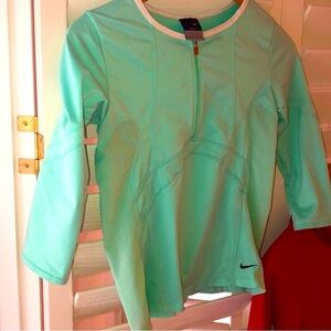 Nike Workout Dry-Fit Top and One SzXS
